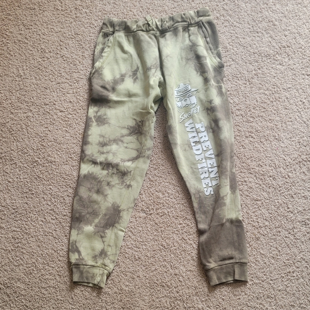 Green Smokey the Bear Joggers Size XL